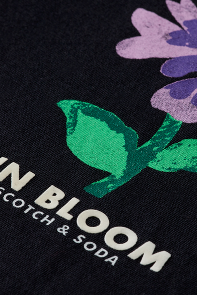 Scotch & Soda Slim-fit flower artwork T-shirt Zwart-1 3